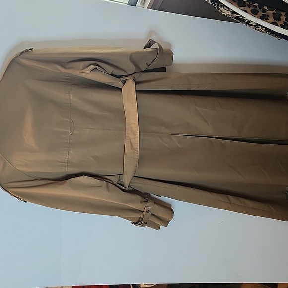 Etienne Aigner Tan Trench Coat Classic Relaxed Fit - Picture 8 of 16